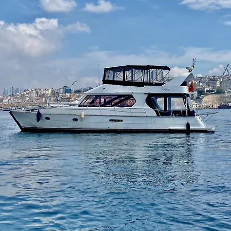 Cakiroglu Yachting Botel